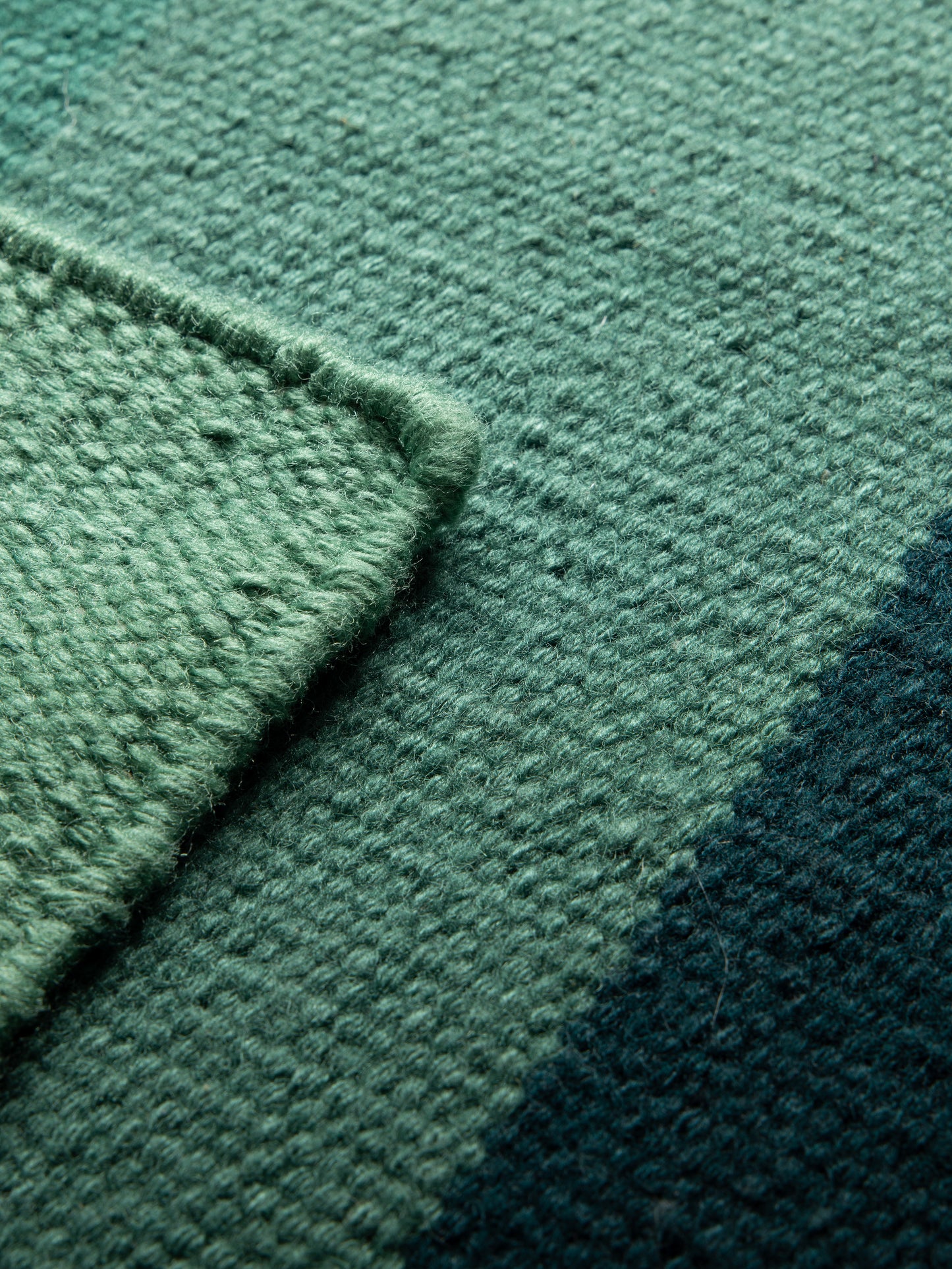 Plastikteppich, Wald